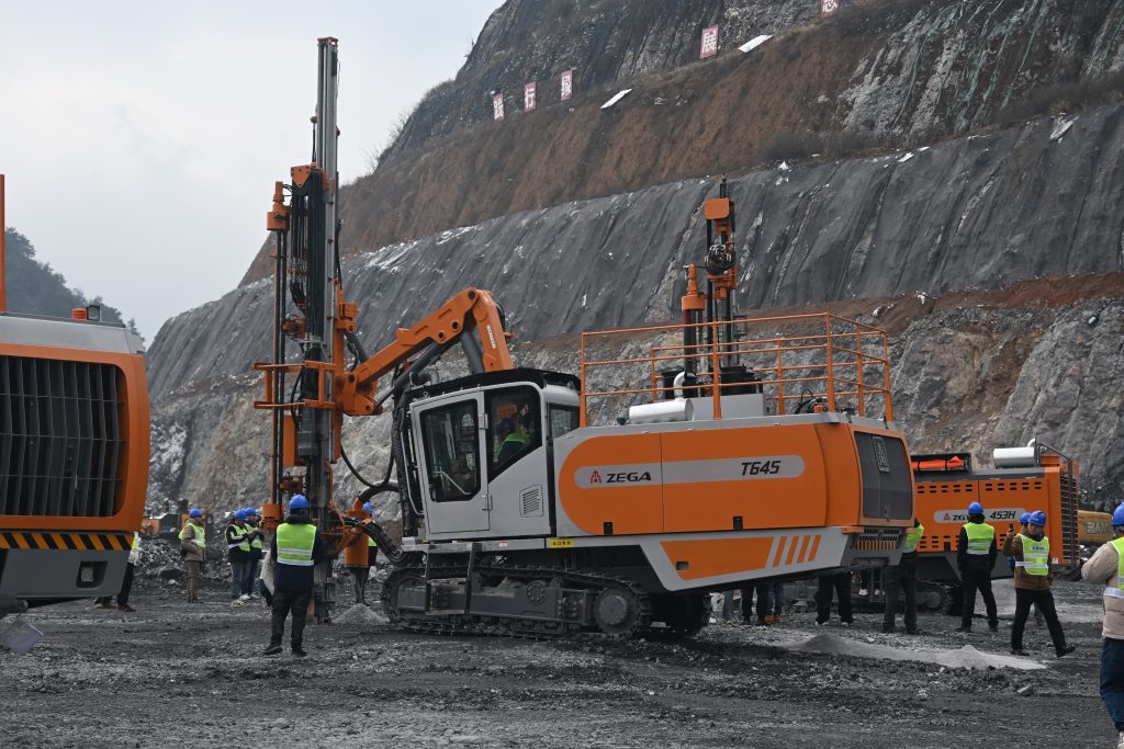 dth drilling rig