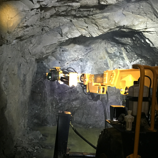 tunnel drilling rig